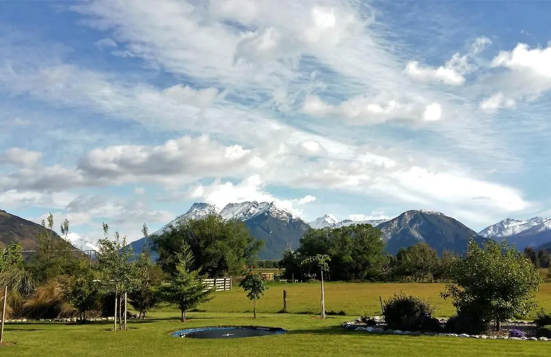 Glenorchy Peaks Bed And Breakfast-1